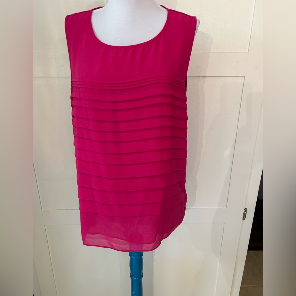 Dana Buchman Hot Pink shell XL